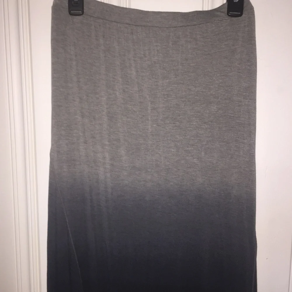 (S,M,L) Gray Dip Dye Hi Low Skirt - NWT